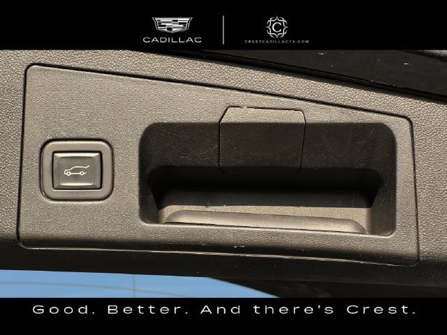 Used 2023 Cadillac XT4 Sport w/ LPO, Onyx Lite Package FWD image 29