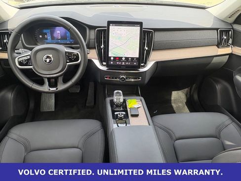 Certified 2025 Volvo XC90 B6 Plus AWD/4WD image 13
