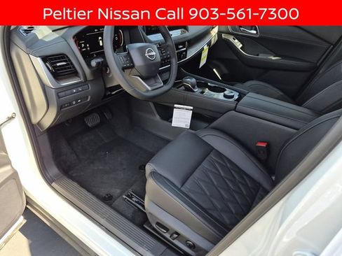New 2026 Nissan Rogue Platinum w/ Platinum Premium Package AWD/4WD image 9