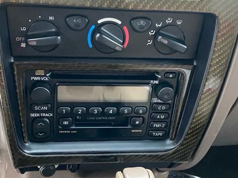 Used 2001 Toyota Tacoma PreRunner image 13