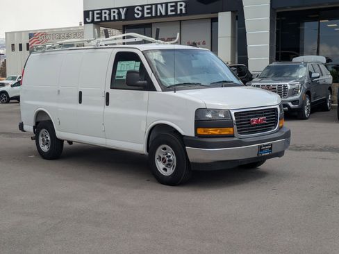 New 2025 GMC Savana 2500 Work Van w/ Safety Package image 8