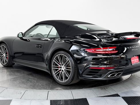 Used 2017 Porsche 911 4 Cabriolet AWD/4WD image 31