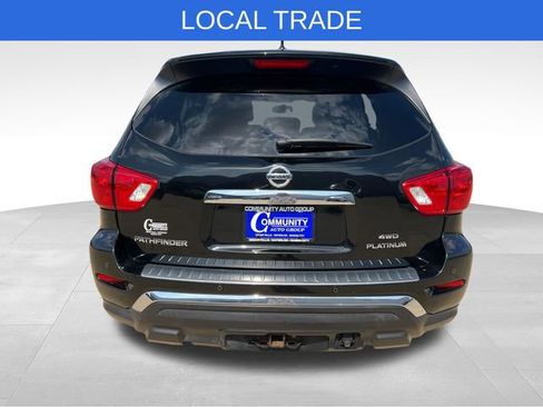 Used 2017 Nissan Pathfinder Platinum AWD/4WD image 6