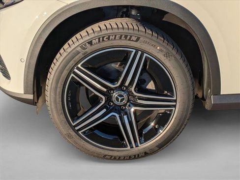 New 2026 Mercedes-Benz GLC 300 image 10