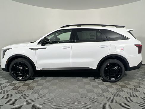 Certified 2024 Kia Sorento SX Prestige AWD/4WD image 8