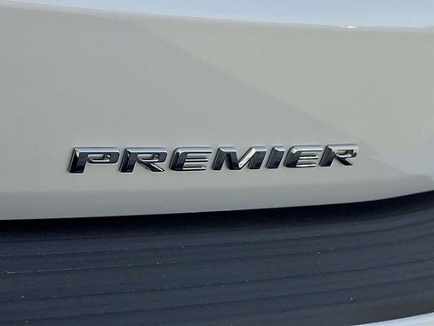 Used 2024 Chevrolet Tahoe Premier image 34