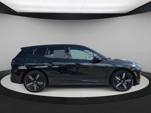 Used 2024 BMW iX xDrive50 AWD/4WD image 9