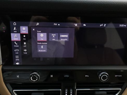 Used 2025 Porsche Macan S AWD/4WD image 78