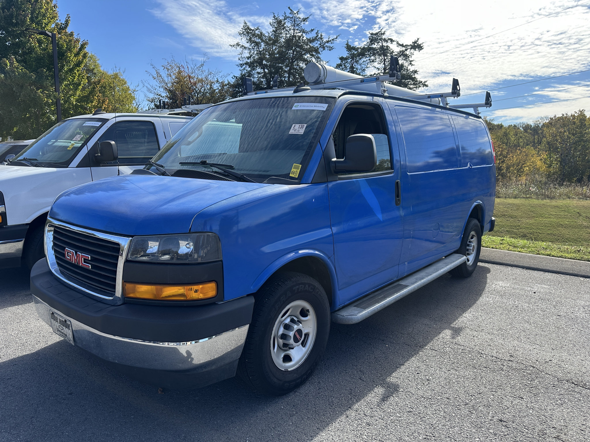 Used 2020 GMC Savana 2500 w/ Driver Convenience Package RWD image 1