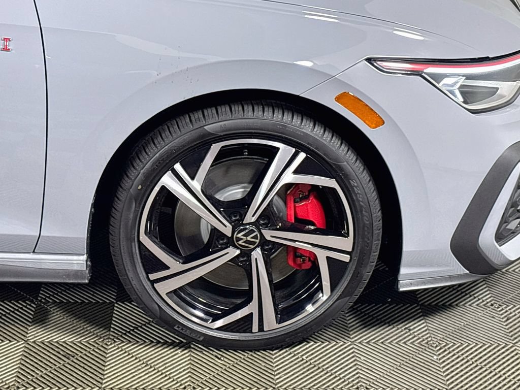 New 2026 Volkswagen GTI SE FWD image 24