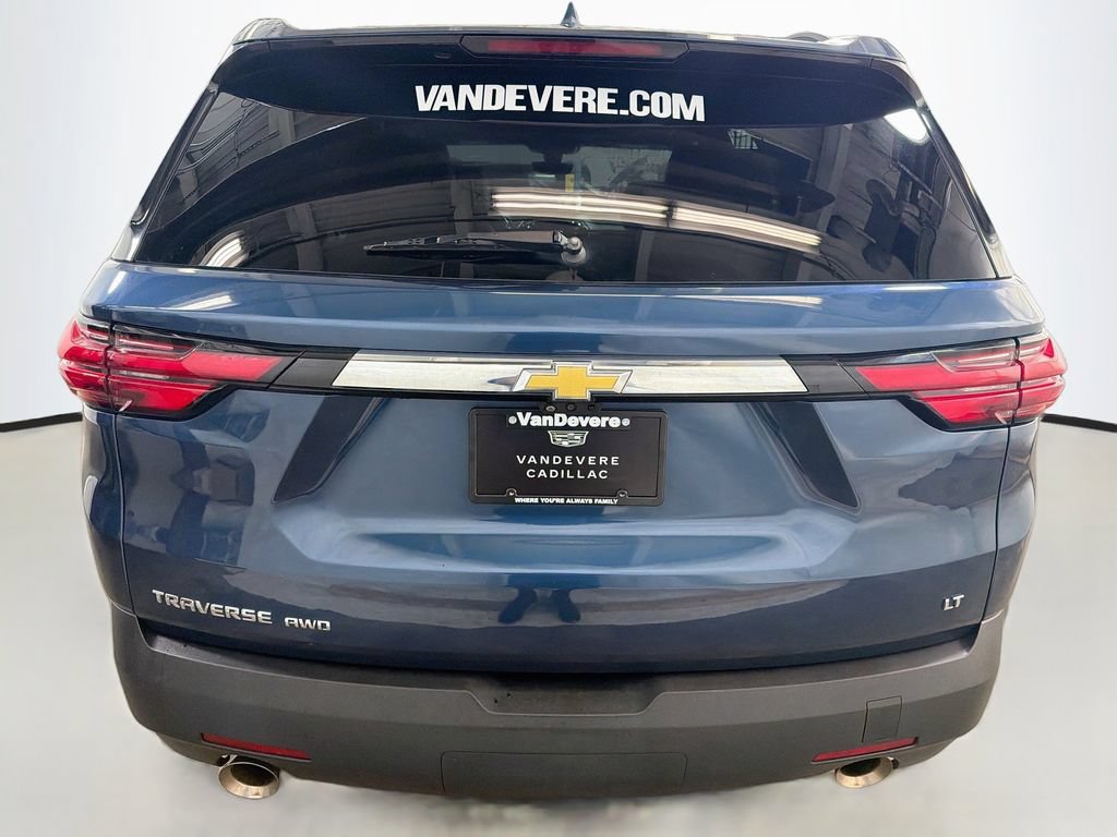 Used 2023 Chevrolet Traverse LT w/ LT Premium Package AWD/4WD image 8