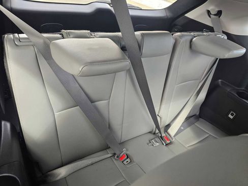 Used 2023 Toyota Highlander Platinum image 17