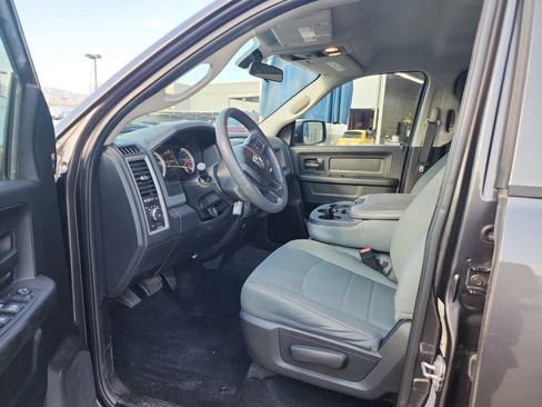 Used 2017 RAM 1500 Express w/ Express Value Package RWD image 12