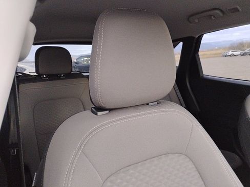 Used 2022 Ford Escape SE w/ Convenience Package image 16