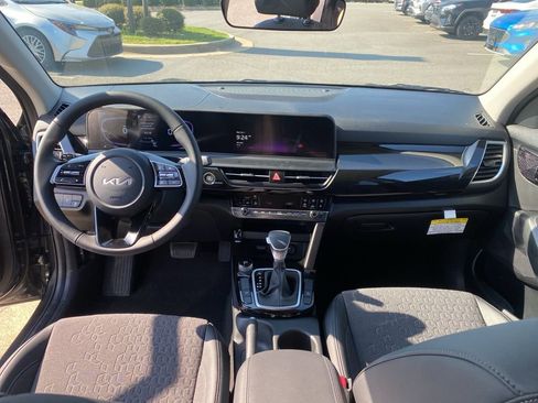 New 2026 Kia Seltos S image 30