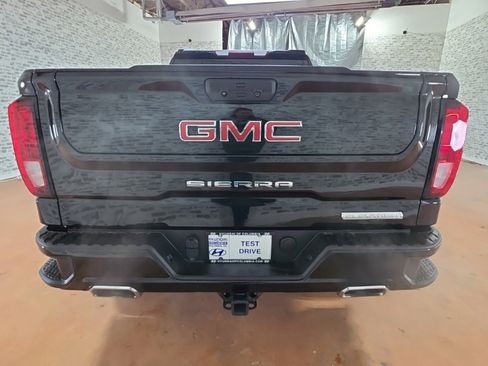 Used 2023 GMC Sierra 1500 Elevation image 8