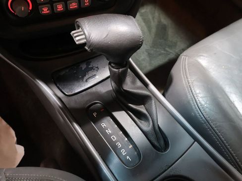 Used 2003 Pontiac Bonneville SE w/ Leather Appointment Package image 26