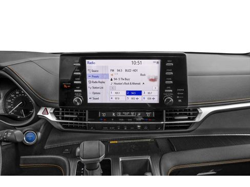 Certified 2025 Toyota Sienna XLE Woodland Edition image 7