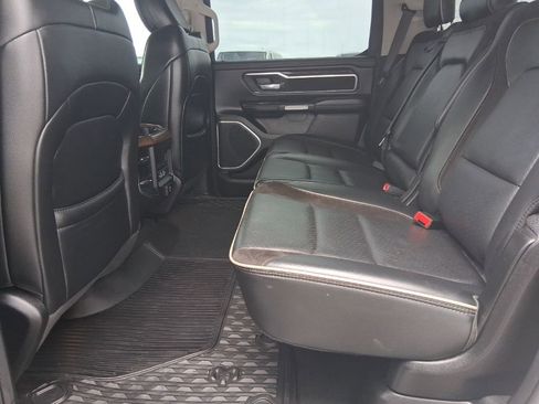 Used 2022 RAM 1500 Laramie AWD/4WD image 15