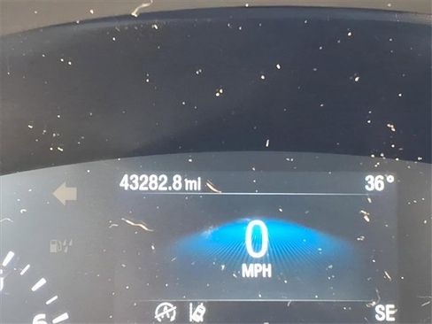 Used 2020 Ford Escape SE image 26