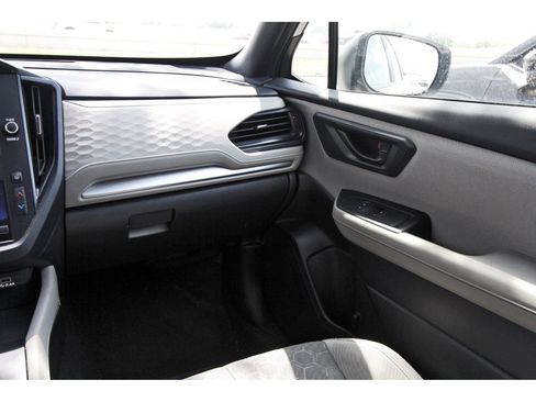 Used 2025 Subaru Forester AWD/4WD image 10