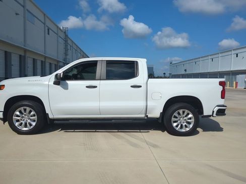 Used 2021 Chevrolet Silverado 1500 Custom image 8