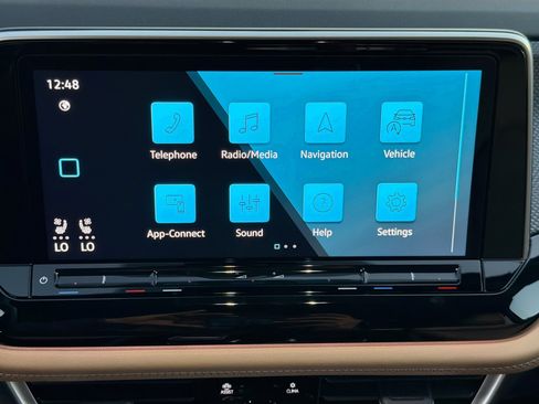 New 2026 Volkswagen Atlas Cross Sport SEL R-Line image 33