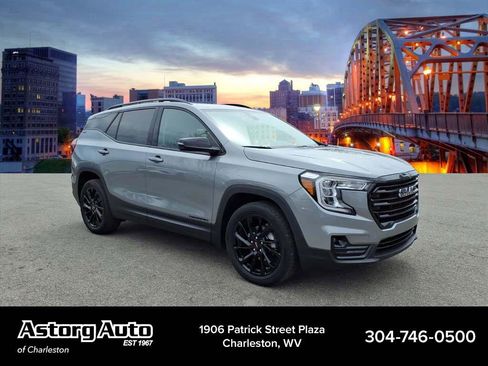 Used 2024 GMC Terrain SLT w/ Elevation Edition image 1
