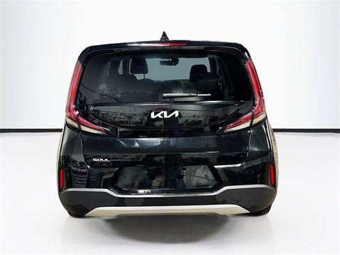 Used 2024 Kia Soul LX w/ Option Group 015 image 6