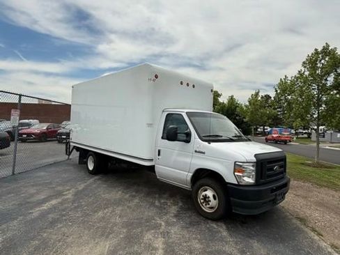Used 2022 Ford E-350 and Econoline 350 Super Duty w/ Power Windows & Locks Group RWD image 2