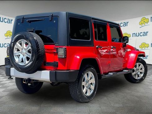 Used 2015 Jeep Wrangler Unlimited Sahara w/ Connectivity Group AWD/4WD image 6