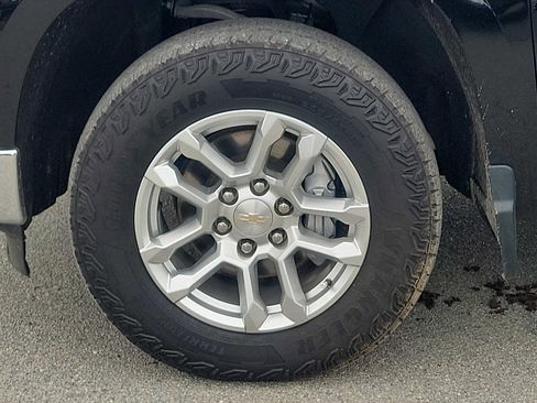 Used 2023 Chevrolet Silverado 1500 LT image 9