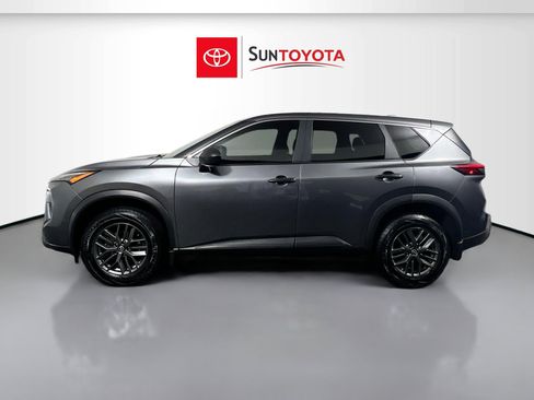 Used 2024 Nissan Rogue S FWD image 7