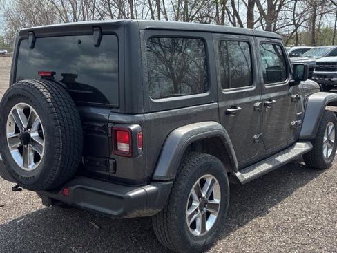 Used 2023 Jeep Wrangler Sahara w/ Cold Weather Group AWD/4WD image 2