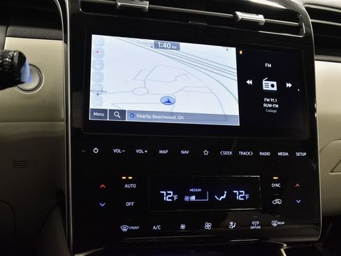 Used 2024 Hyundai Tucson Limited image 21