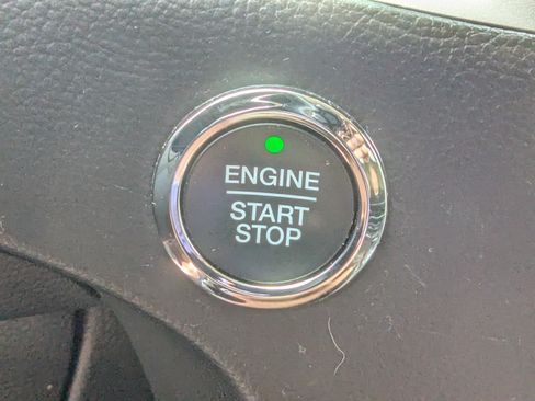Used 2024 Ford Edge SEL AWD/4WD image 29