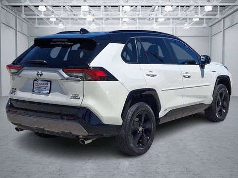 Used 2021 Toyota RAV4 XSE AWD/4WD image 8