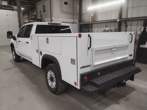 New 2026 Chevrolet Silverado 2500 W/T w/ WT Convenience Package image 4