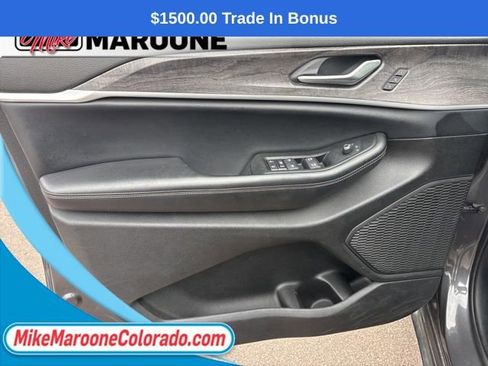 Used 2024 Jeep Grand Cherokee L Limited w/ Luxury Tech Group II AWD/4WD image 14