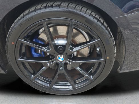 Used 2021 BMW 840i Convertible w/ M Sport Package RWD image 30