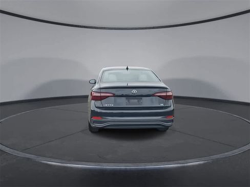 Used 2023 Volkswagen Jetta SE image 7