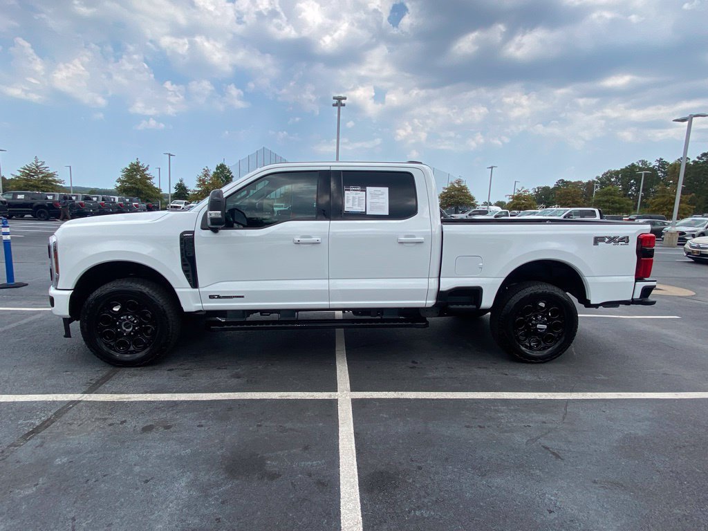 Certified 2025 Ford F250 Lariat w/ Black Appearance Package AWD/4WD image 4