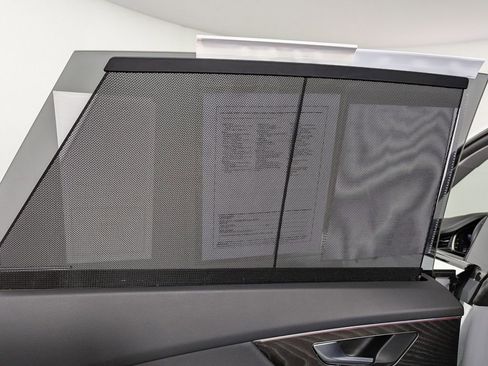 Used 2023 Audi Q8 Premium Plus w/ Premium Plus Package image 50