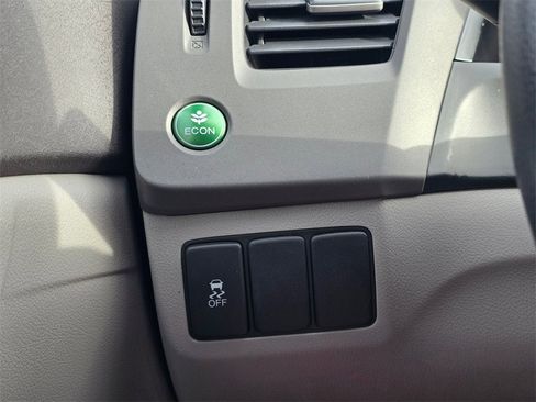 Used 2012 Honda Civic LX image 18