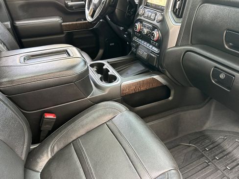 Used 2021 GMC Sierra 2500 Denali w/ Denali Ultimate Package image 17