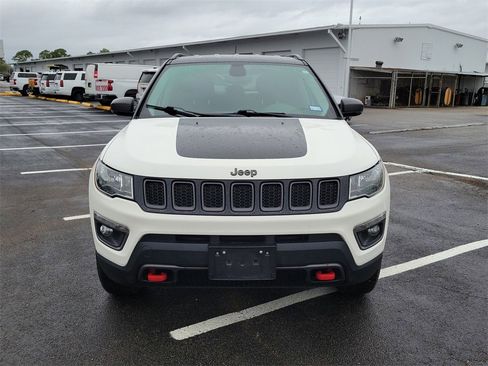 Used 2018 Jeep Compass Trailhawk w/ Cold Weather Group image 20