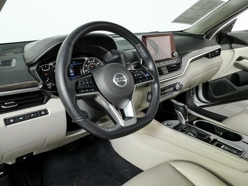 Used 2021 Nissan Altima 2.5 SL image 4