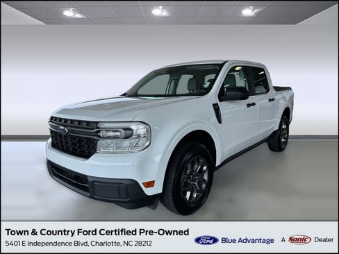 Certified 2022 Ford Maverick XLT FWD image 1