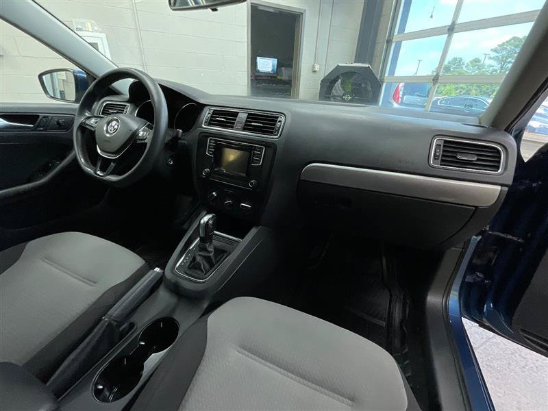 Used 2017 Volkswagen Jetta S FWD image 29