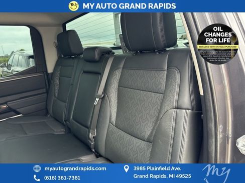 Used 2022 Toyota Tundra Limited image 25